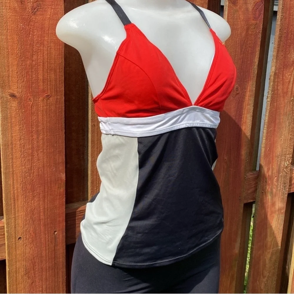 Nike Vintage Fit Dry Colorblock Plunge Built In Shelf Bra Tank Top Size 6 S